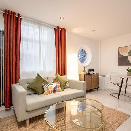 Central Belfast Apartments, Salisbury Eksteriør bilde