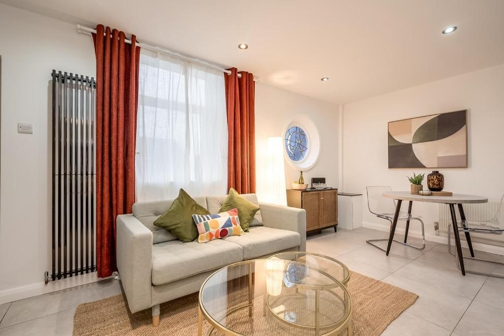 Central Belfast Apartments, Salisbury Eksteriør bilde